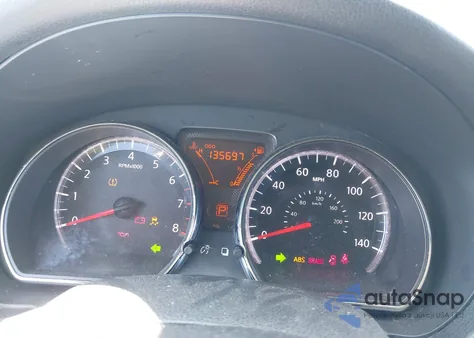 2014 Nissan Versa Note Sv z USA, uszkodzony, nr VIN 3N1CE2CP3EL373923